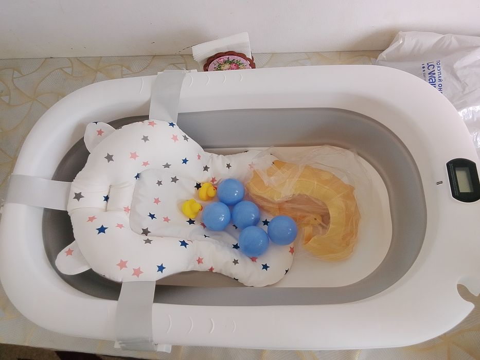 Продам детскую ванночку