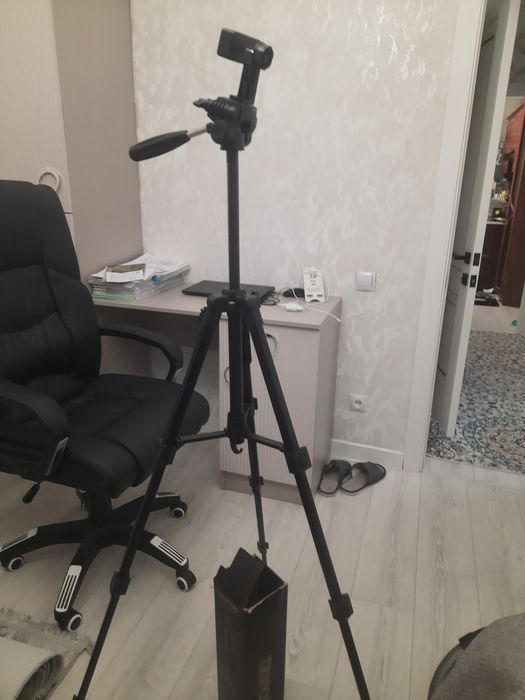 Продам штатив  новый