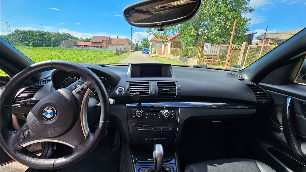 BMW Seria 1 Cabrio (E88) 120d – 177 CP, Automat – Stare excepțională, istoric complet
