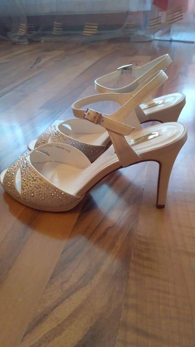 Дамски официални обувки