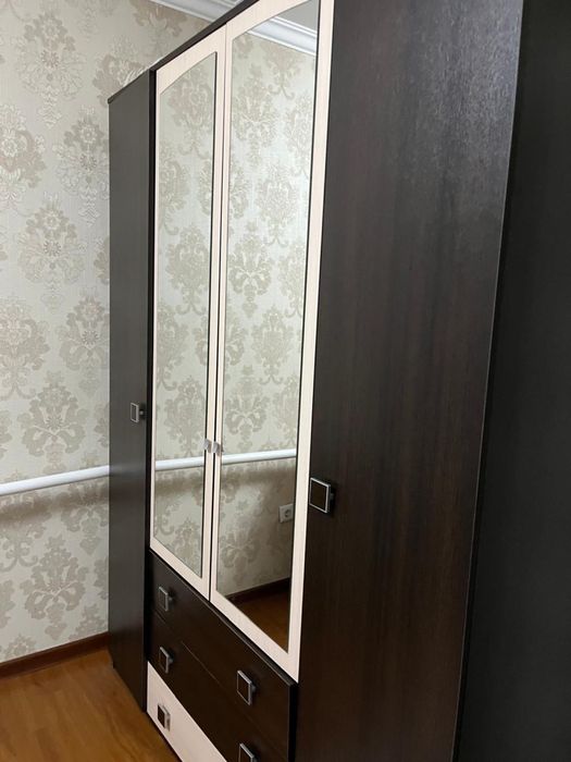 Продам спальный гарнитур