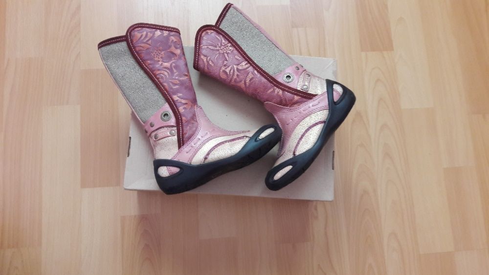 Cizme fete ECCO marime 27 pret redus