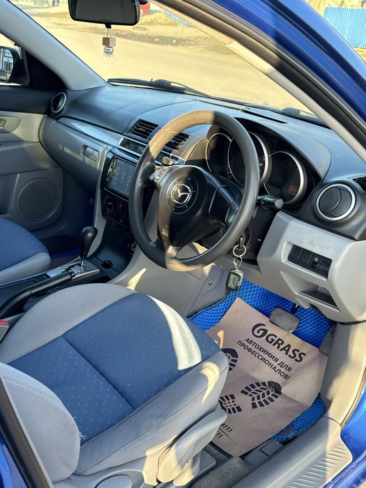 Продам Mazda Axela, 2004года