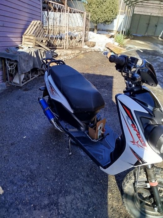 Продам бумер 150 куб