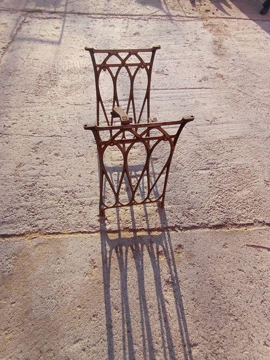 Стойка от шевна машина