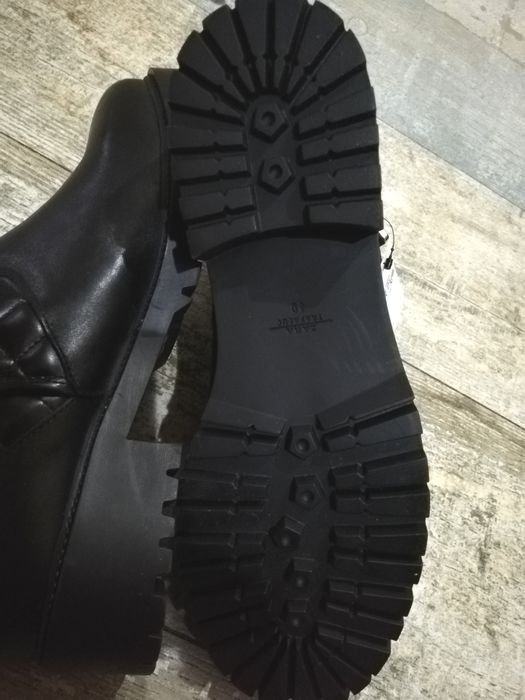 Нови  боти  Zara