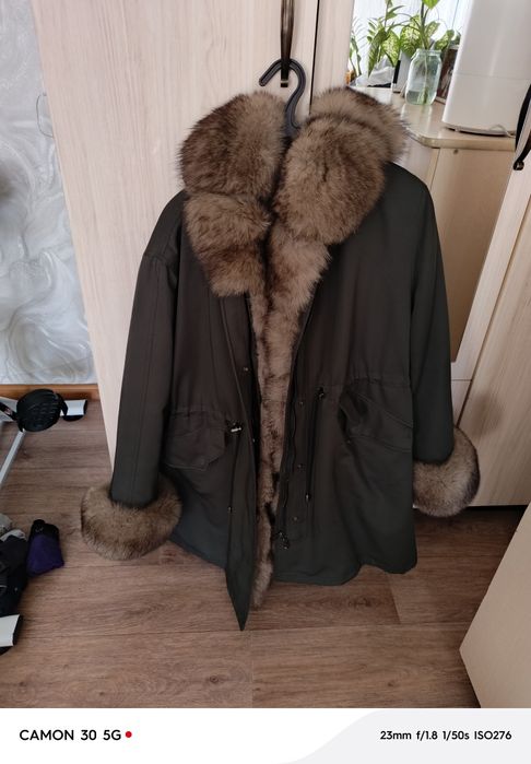 Продам парку  продам