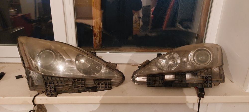 Фары lexus is 250