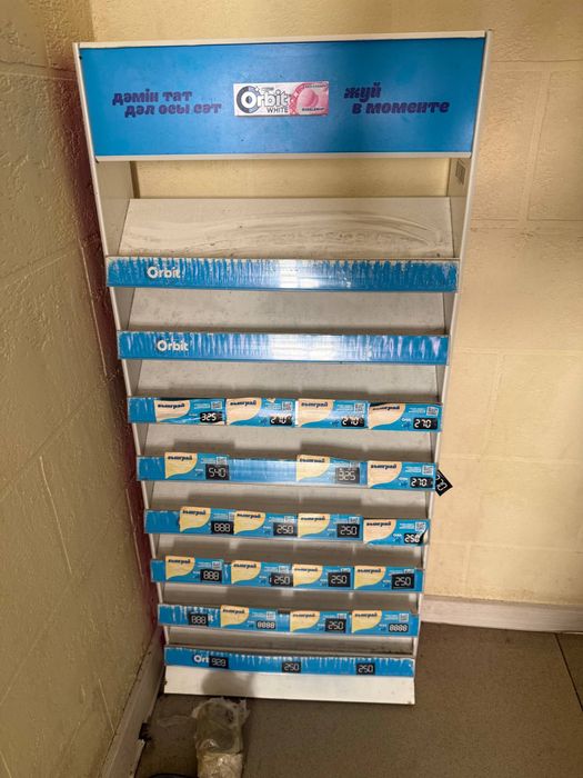 Полка для жвачек