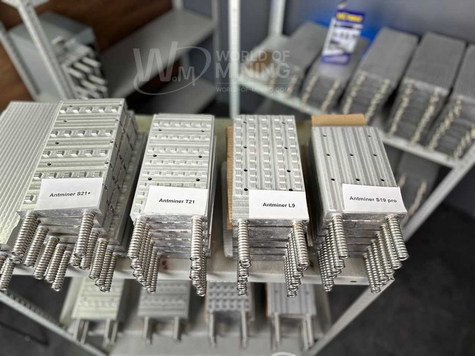 Водоблоки Antminer S21+ T21 S21 Pro L9 S19