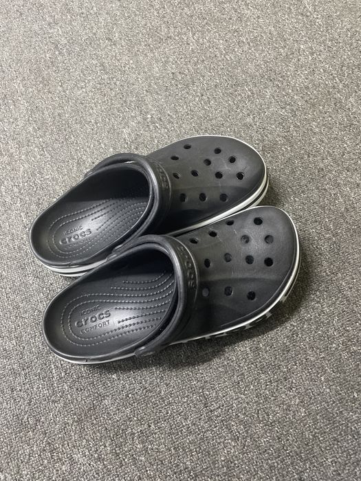 crocs bayaband clog, в черном цвете