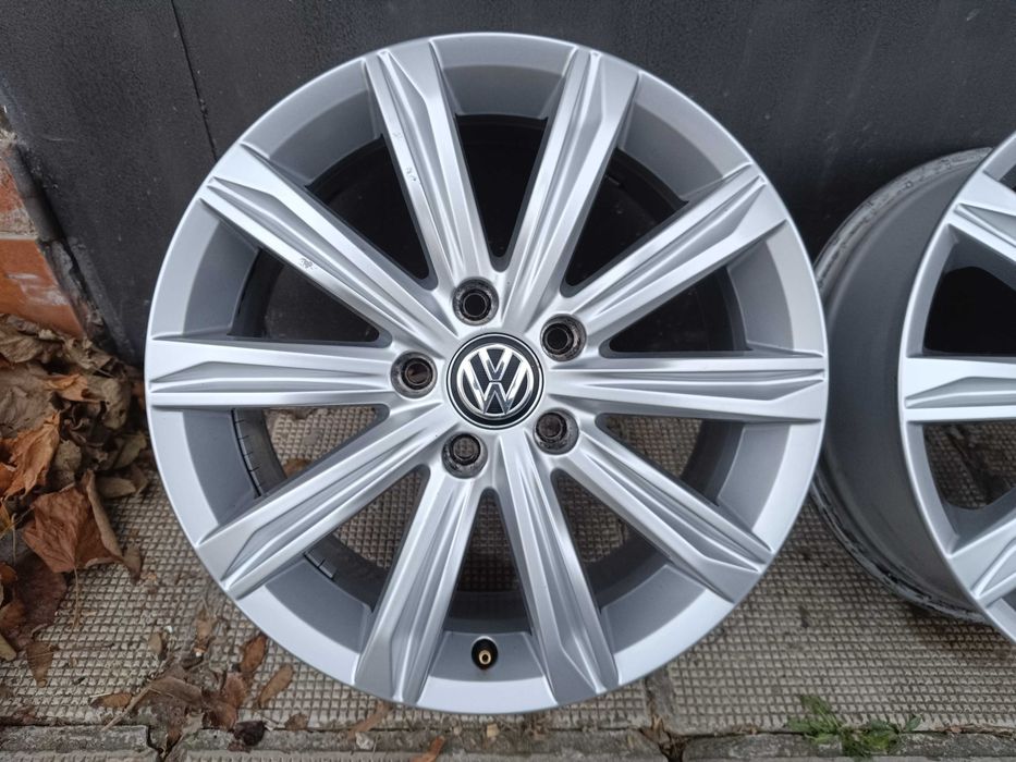 ОРИГИНАЛНИ джанти 17' цола 5x112 ФОЛКСВАГЕН / VW Touran GOLF 57,1 ET52