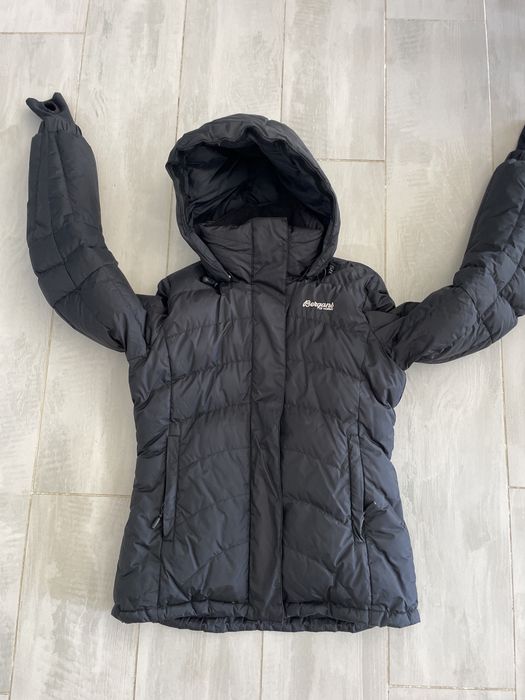 Geaca alpinism Bergans Puf 700 cuin XS fete