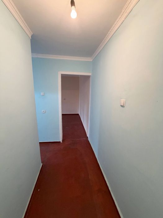 Срочно Продаеться 2-ком квартира городе Чирчике районе 3-микрарайоне