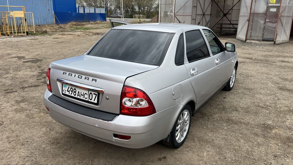 Продам приору казах 13 г