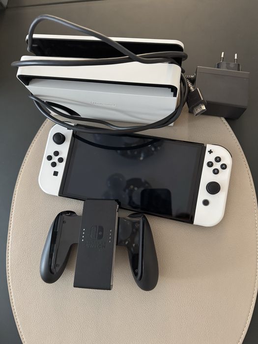 Consola Nintendo Switch alba