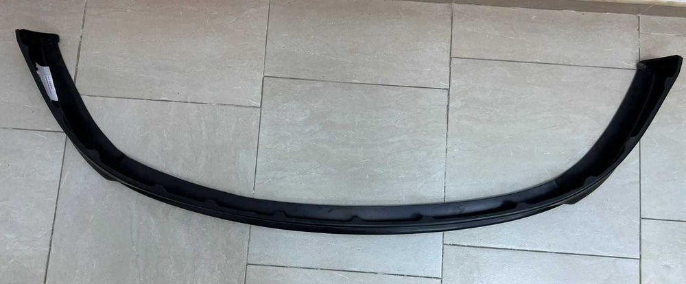 Prelungire Lip Bara Fata Volkswagen Golf 5