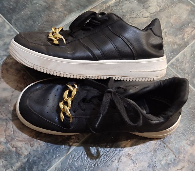 Продам изики ра цена 1000