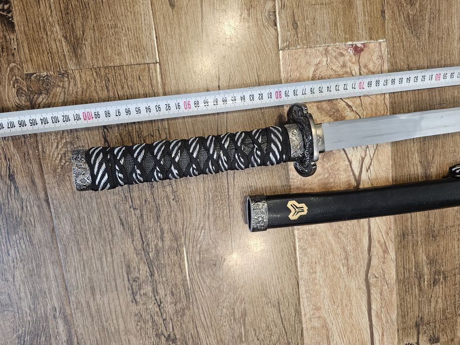 Sabie Katana cu teacă