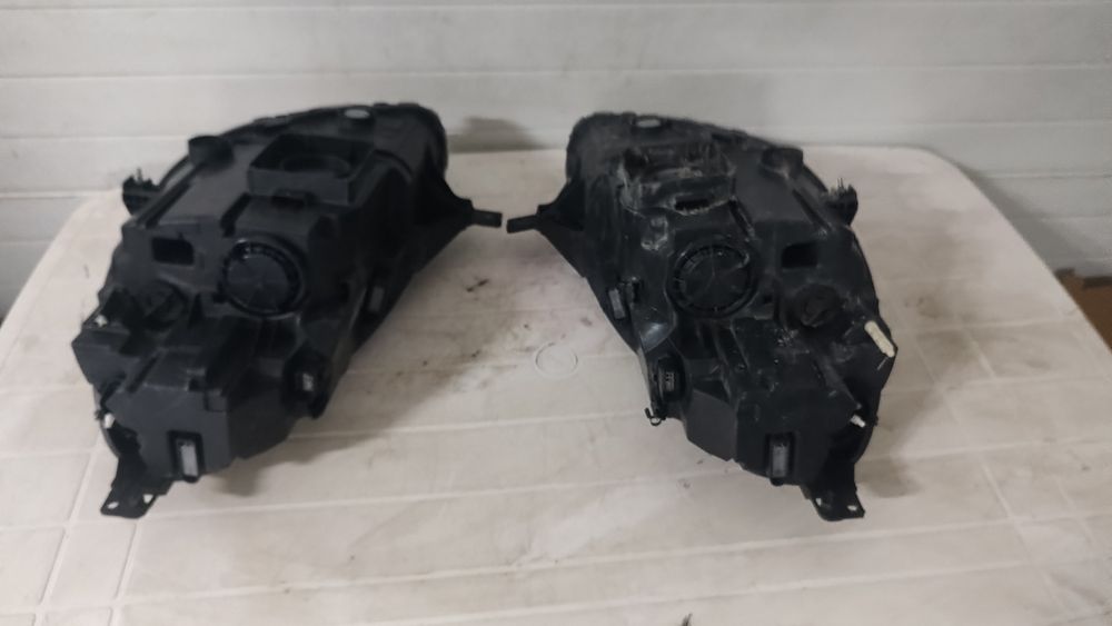Far  stânga Ford puma cod. L1TB-13E014-EJ, L1TB-13E015-EJ