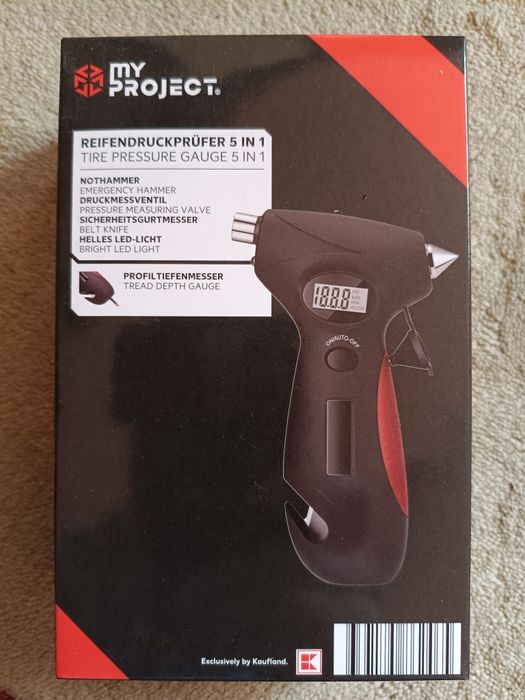 Manometru Digital, Tester Presiune Pneuri Auto 0,15-7 Bar - NOU / SIGILAT