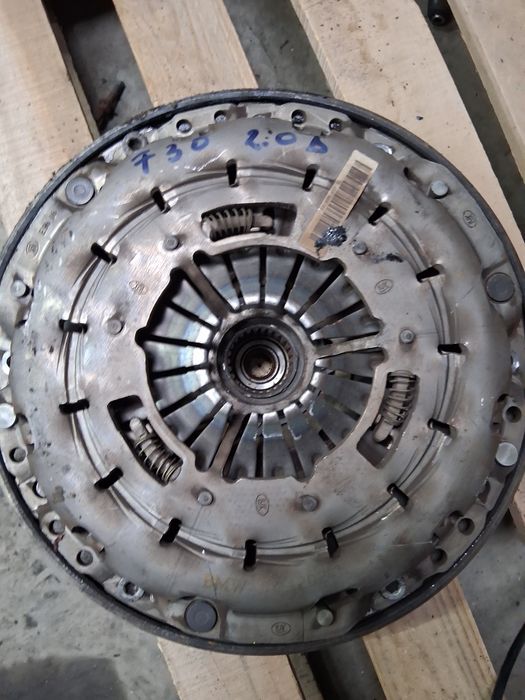 Ambreaj bmw f30 2.0 diesel 6 trepte