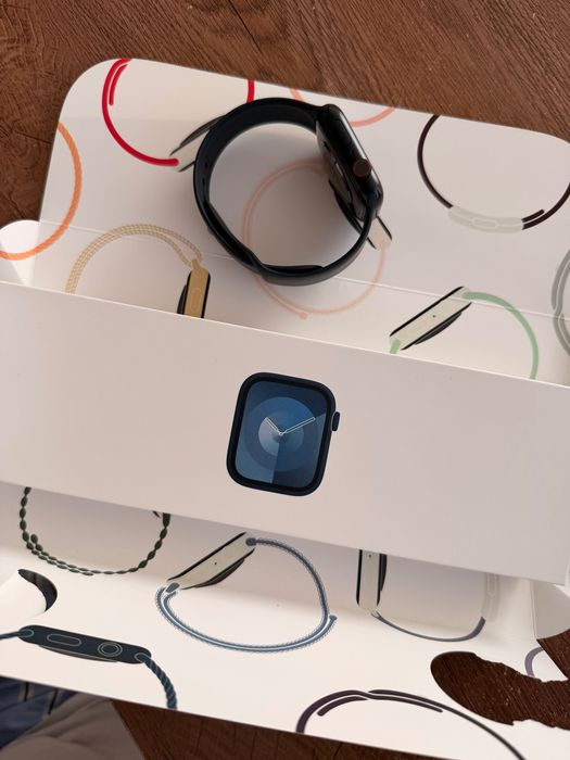 Apple Watch 9 LTE 45mm