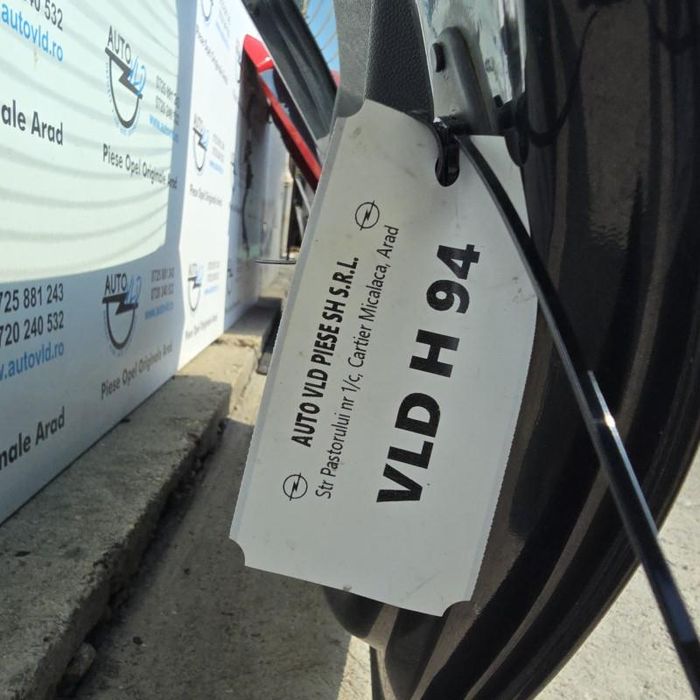 Haion Z20R negru cu luneta Opel Corsa D facelift