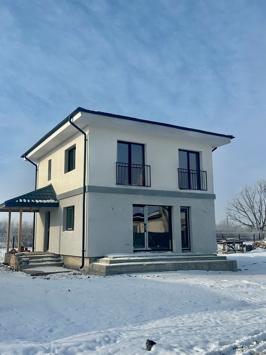 Casa de vanzare P+1E+Pod Darasti Ilfov