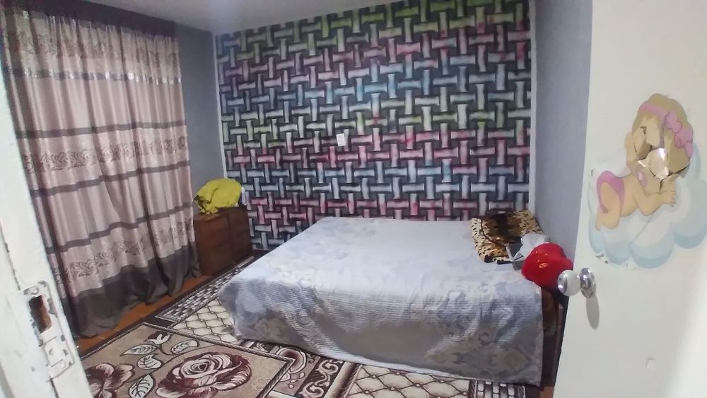 Uy sotiladi.tez va arzon barcha qulayliklarga ega