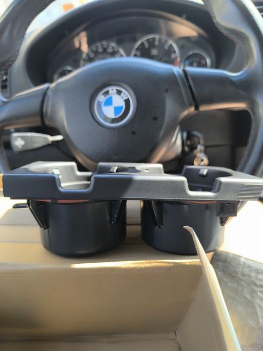 Къп холдър за BMW E46