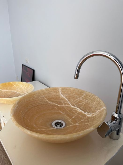 Vând lavoar din onix