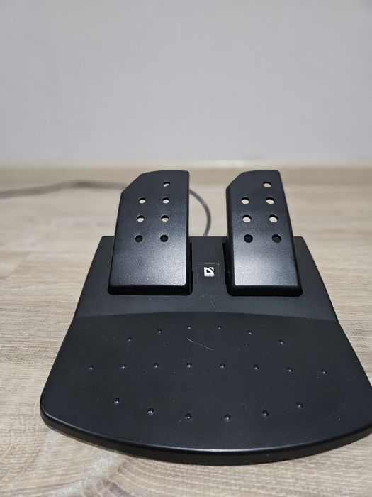 Продаю Игровой руль