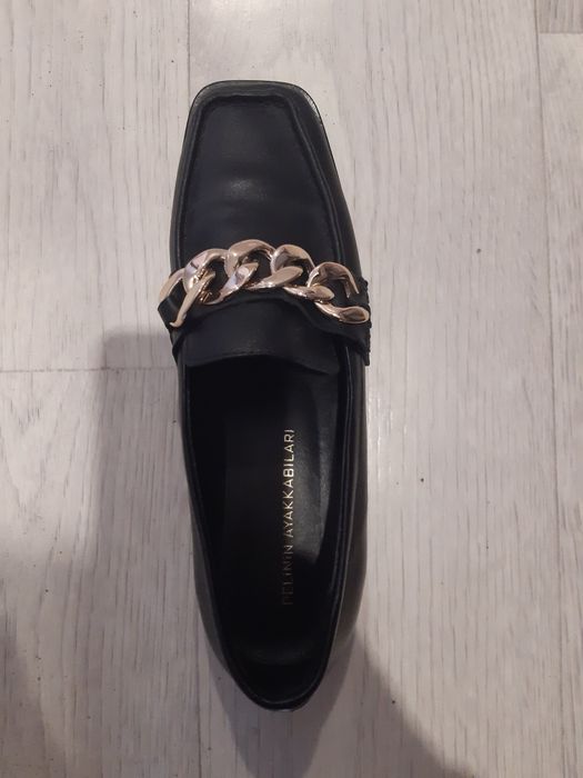 продам обувь босоножки