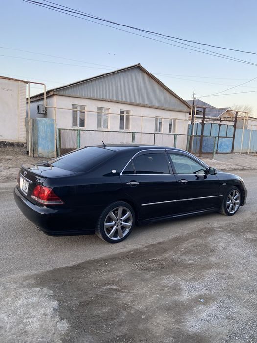 Toyota Crown Athlete 3.5