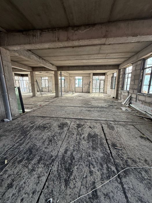 Продается отдельно стоящее здание 5 этажей 2390квМ 5 соток Чиланзар 21