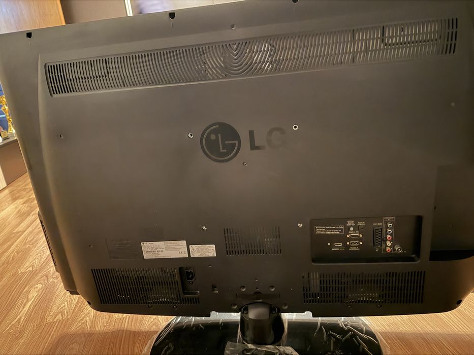 Televizor Lg  in stare buna 108 cm diagonala