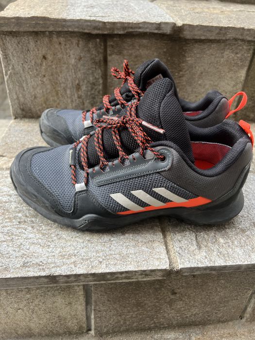 Adidas terrex gore tex обувки