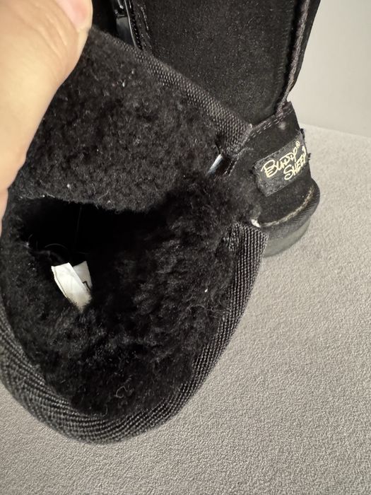 Продам детские угги