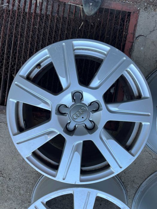 17 цолови алуминиеви за Ауди (Audi)