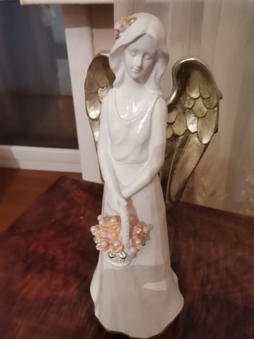 Продам статуэтку 3000 тенге