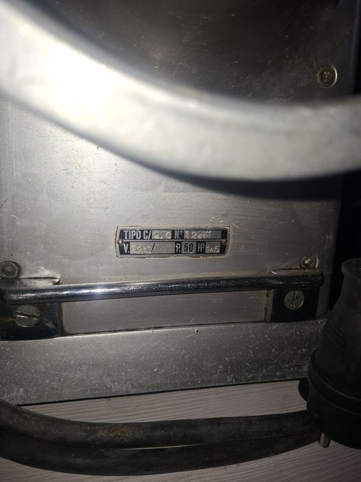 Masina de tocat carne