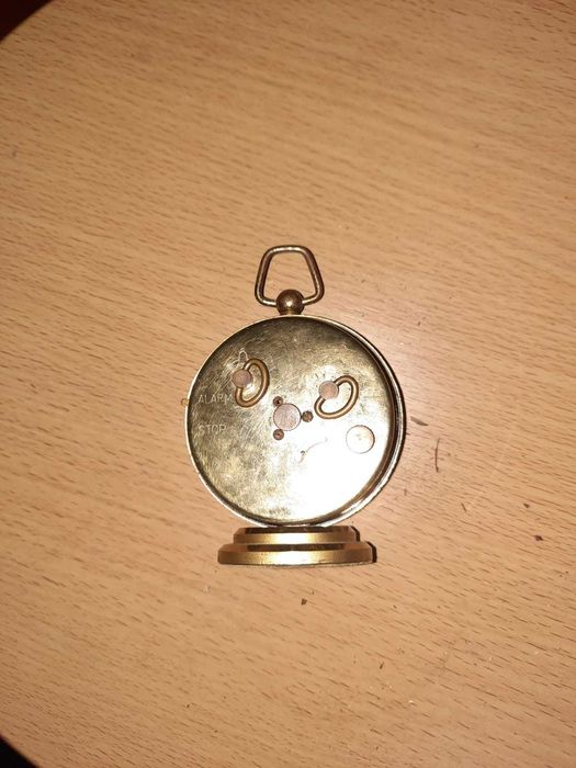 Vand ceas de masa functional 100 lei