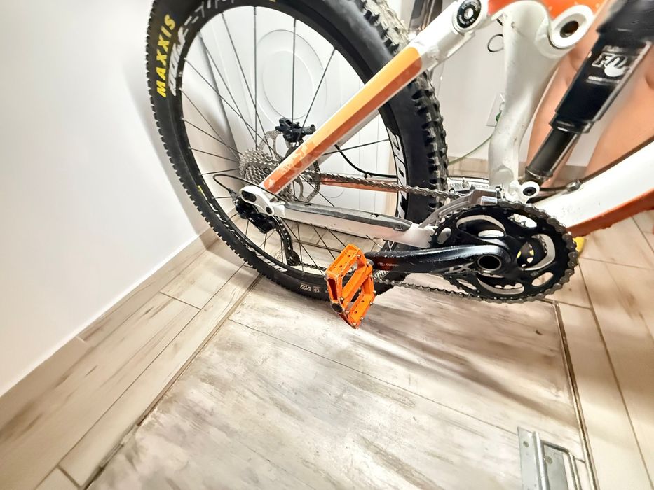 Canyon Nerve full-suspension S
