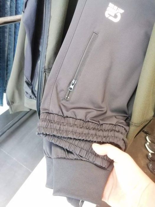 Екипи няколко модела