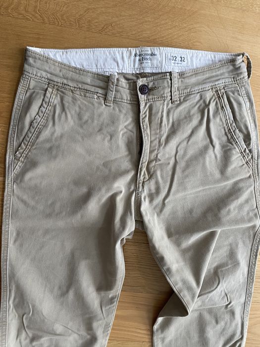 Vand pantaloni Abercrombie&Fitch, marimea 32/32