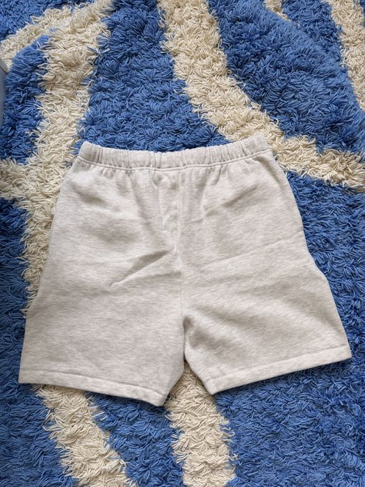 Pantaloni scurti essentials