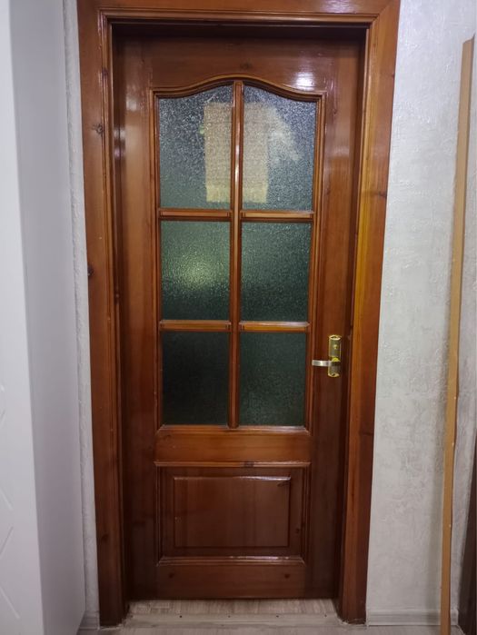 Продам двери межкомнатные
