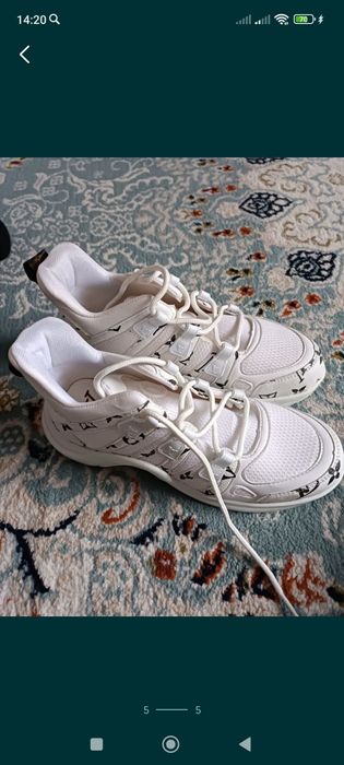 Продаются кросовки