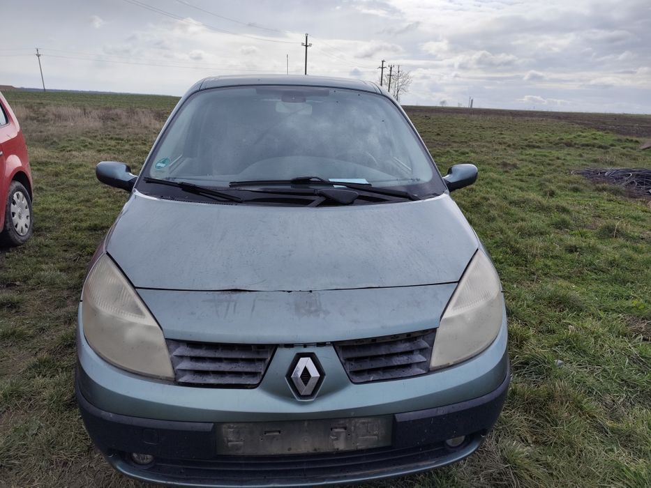 Renault scenic 2 Dezmembrez sau vând întreagă